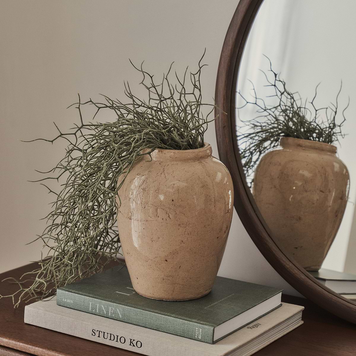 Portera - Beige Gloss Ceramic Vase