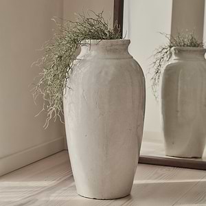 Cadira - Large Ivory Gloss Ceramic Vase