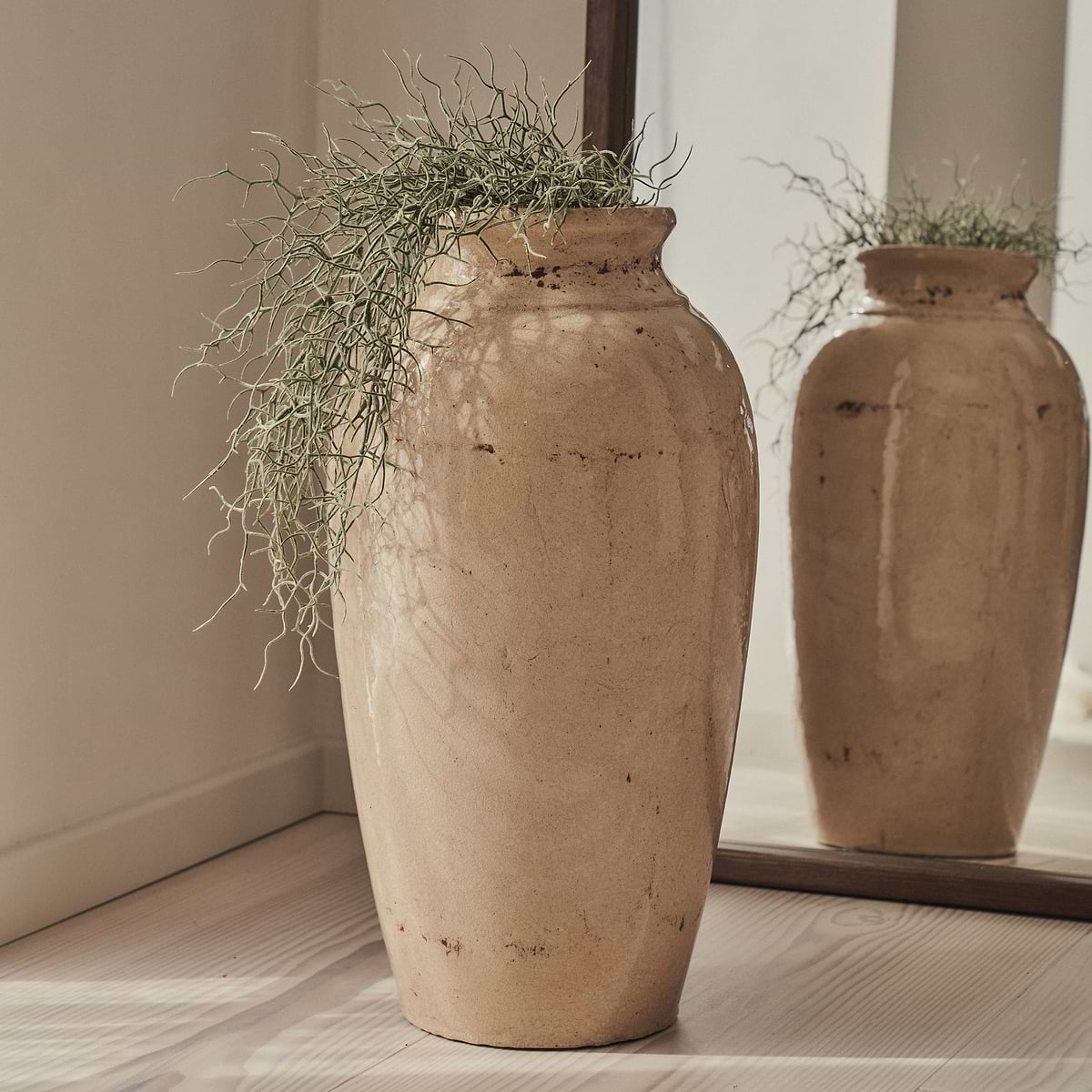 Cadira - Large Beige Gloss Ceramic Vase