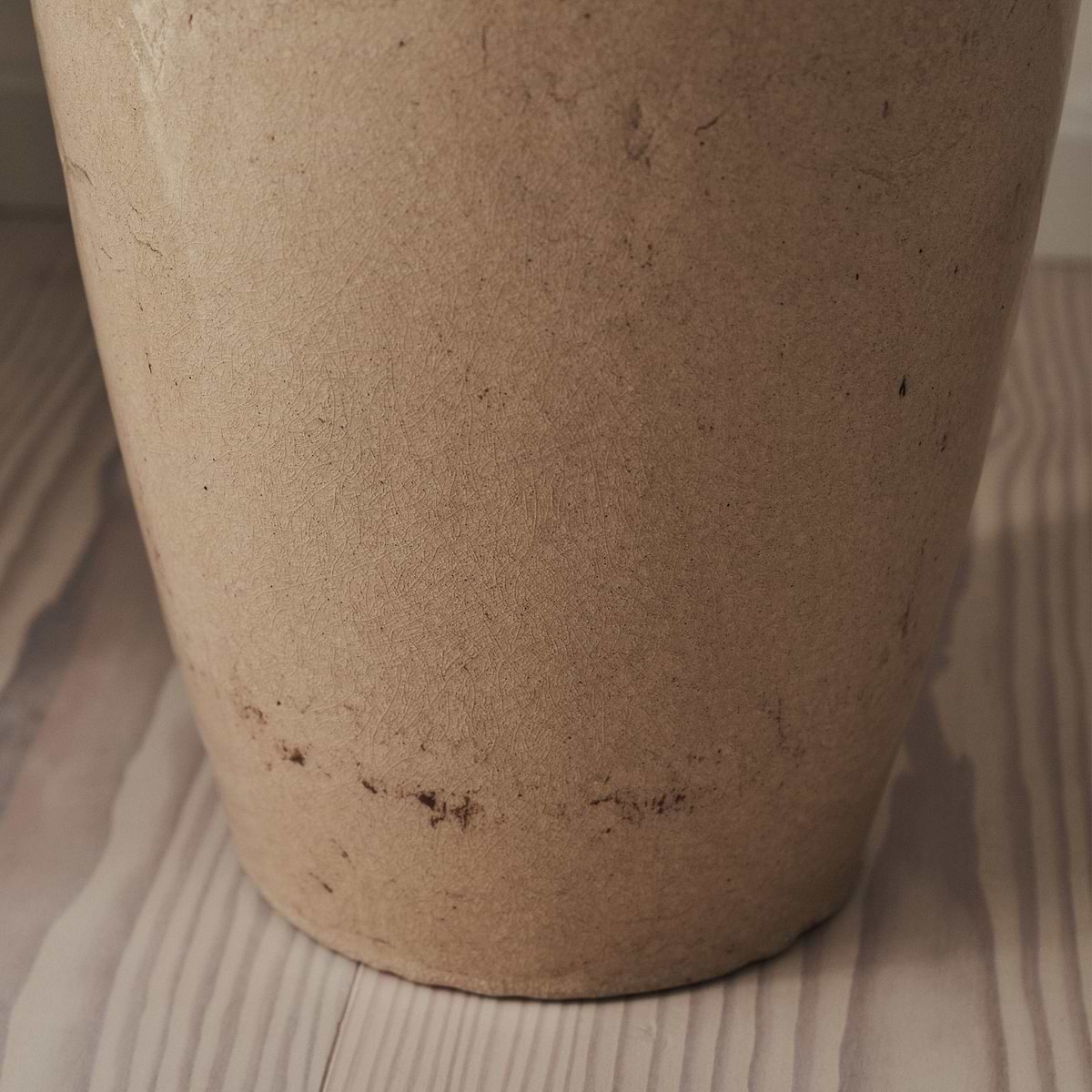 Cadira - Large Beige Gloss Ceramic Vase