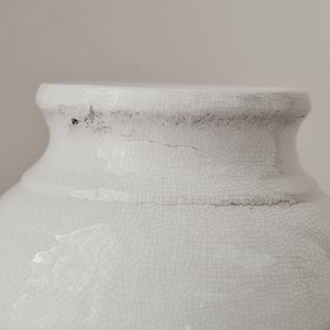 Cadira - Large Ivory Gloss Ceramic Vase