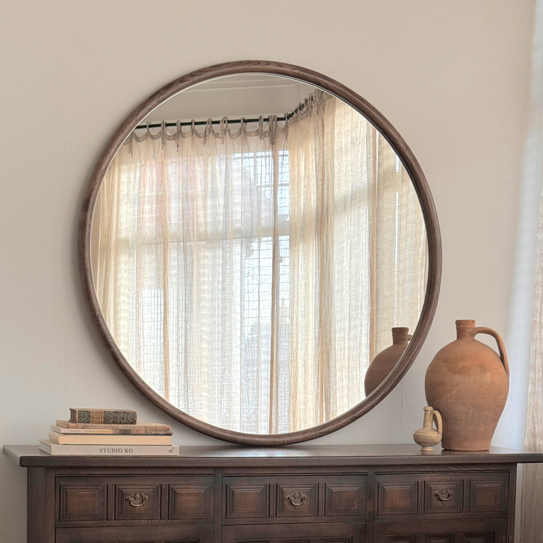 When to Use Round vs Rectangular Mirrors