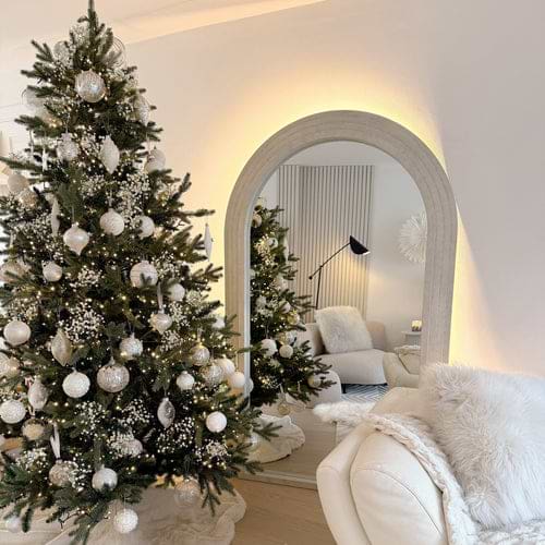 Reflect the Magic of Christmas with William Wood