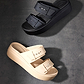 Crocs Brooklyn Sandal LowWdg W - כפכפי פלטפורמה ברוקלין לנשים