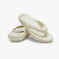 Crocs Mellow Flip - כפכפי אצבע קרוקס לנשים דגם מילו