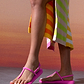 Miami Thong Sandal Crocs - סנדלי אצבע קרוקס לנשים