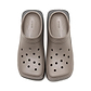 Crocs Blunt Toe Blocked - כפכפי קרוקס לנשים