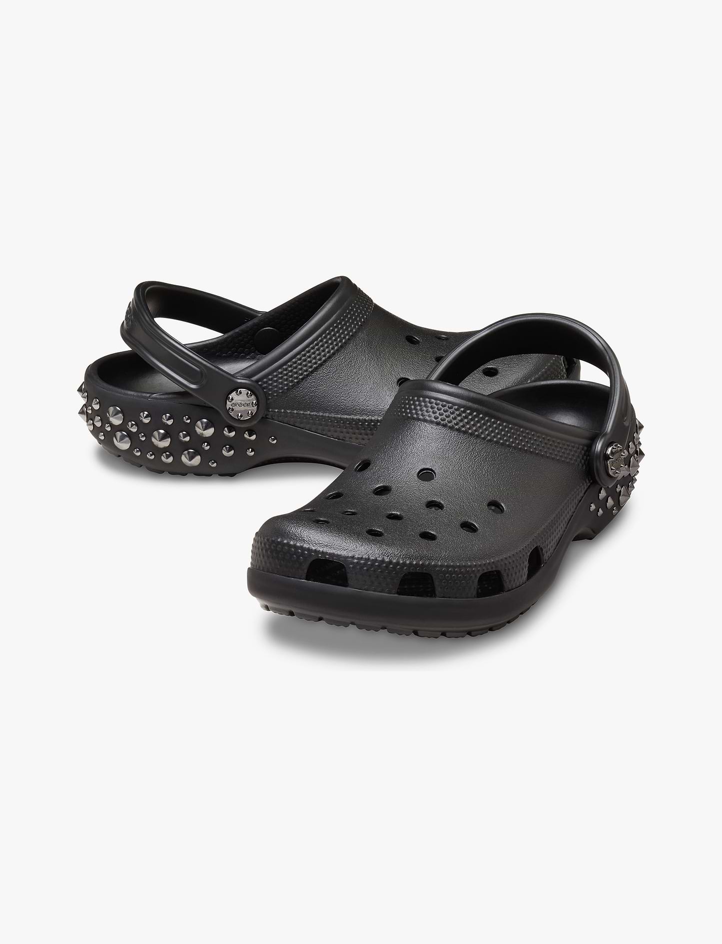 Crocs Classic Studded Clog - כפכפי קרוקס קלוג בעיטור ניטים בצבע שחור