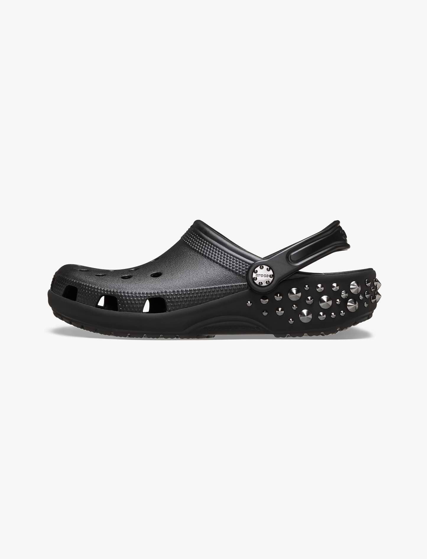 Crocs Classic Studded Clog - כפכפי קרוקס קלוג בעיטור ניטים בצבע שחור