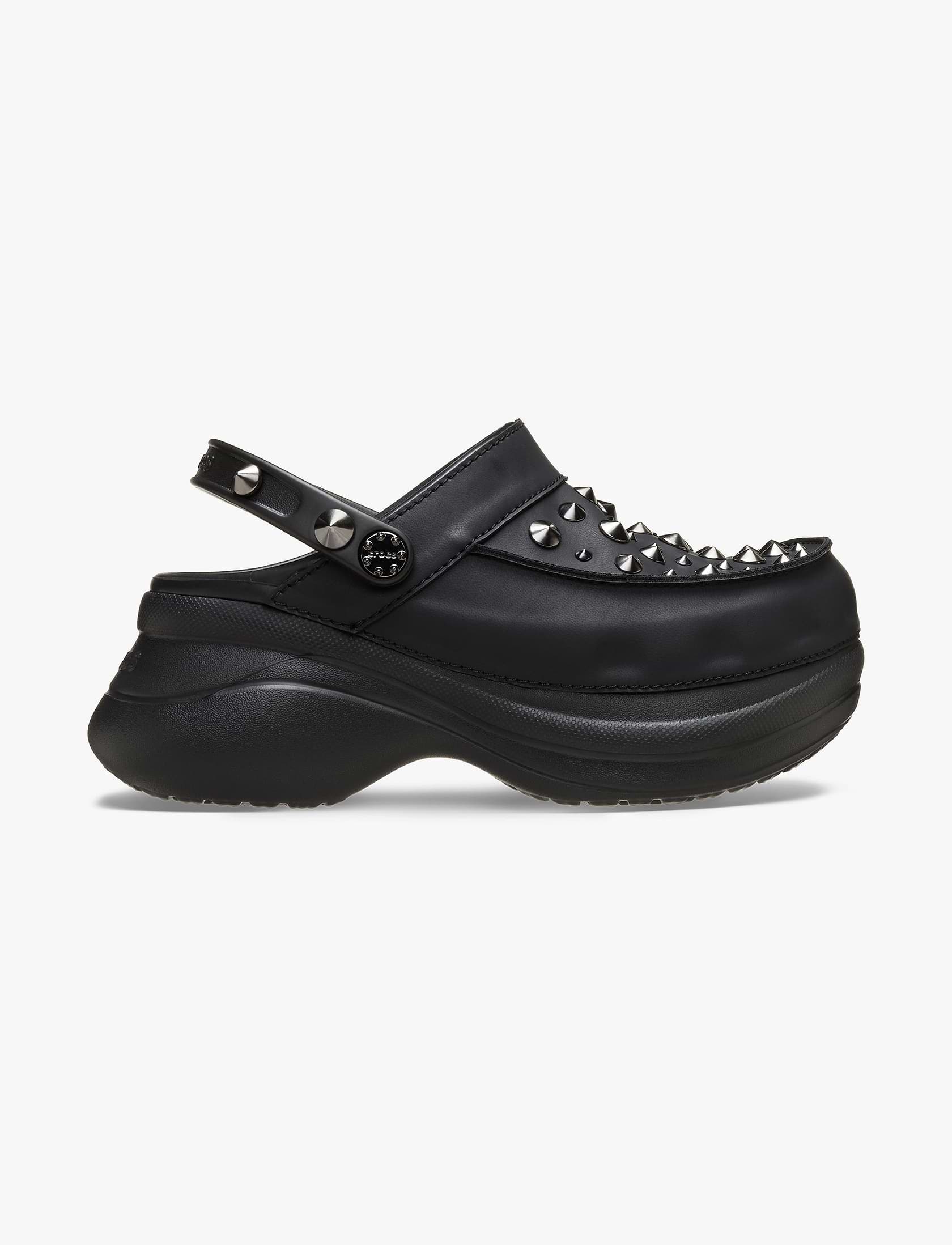 Crocs Bae Studded Clog - כפכפי קלוג קרוקס ביי פלטפורמה עם ניטים לנשים בצבע שחור