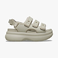 Crocs Soho Frosted Sport Sandal - סנדלי פלטפורמה קרוקס סוהו לנשים בצבע מטאור