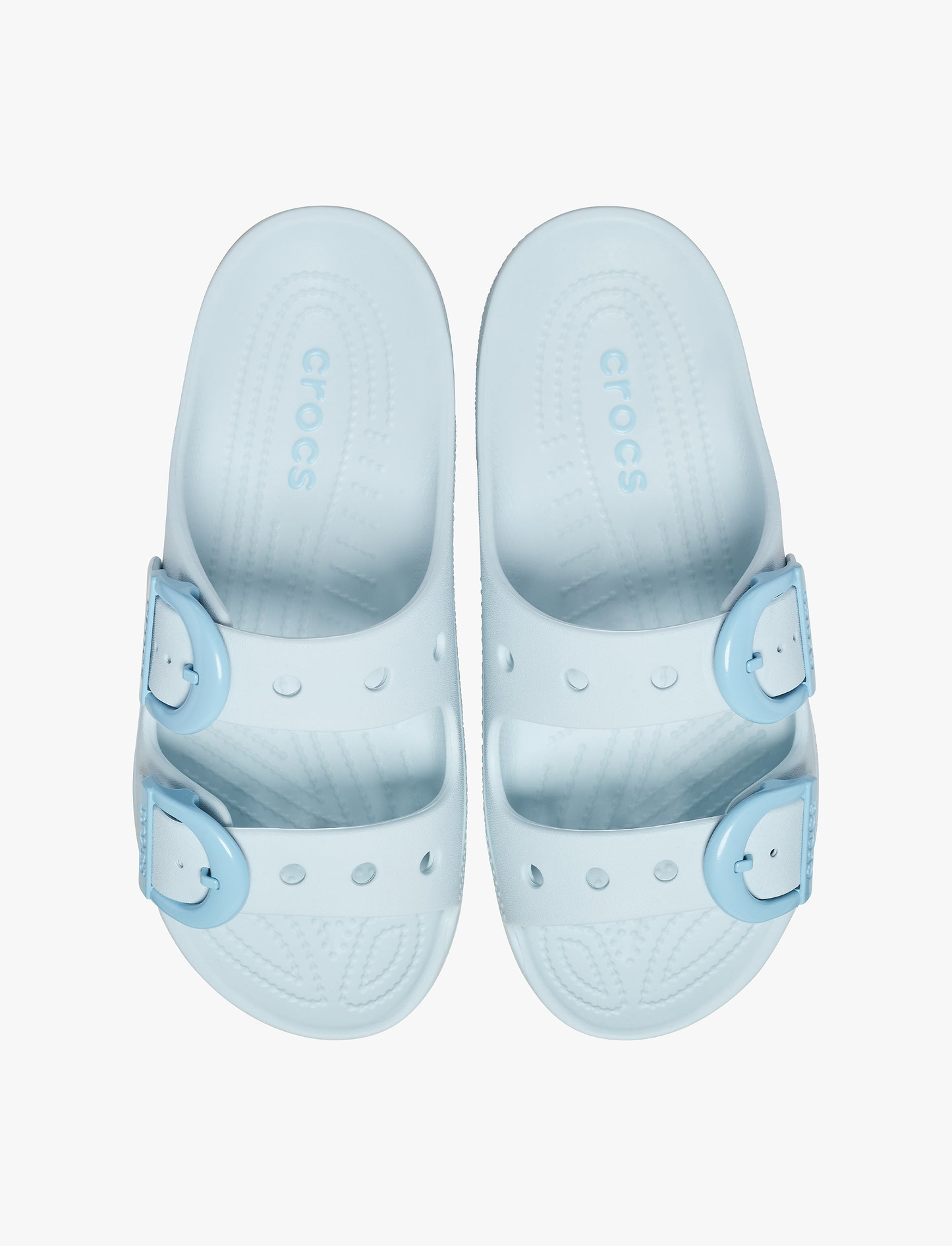 Crocs Saturday Enamel Buckle Sandal - כפכפי קרוקס לנשים בצבע קרח מאודה