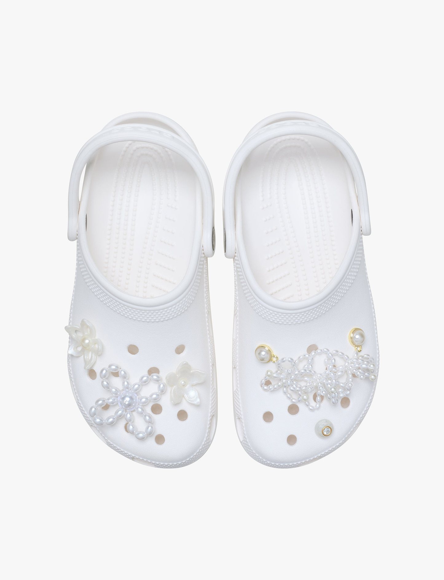 Crocs White Pearl Beaded - מארז 5 ג'יביטים קרוקס