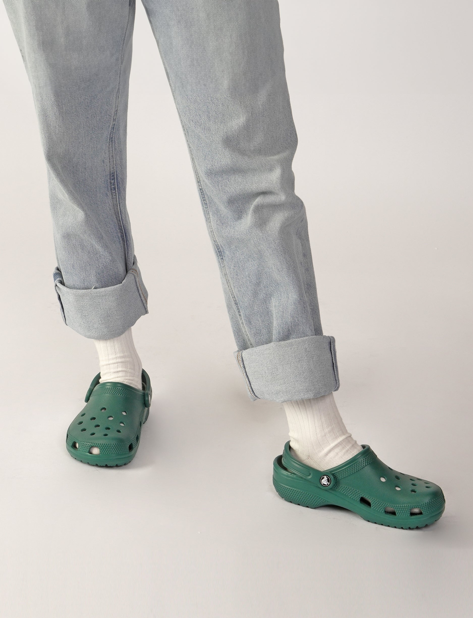 Crocs Classic - נעלי קרוקס קלאסיים