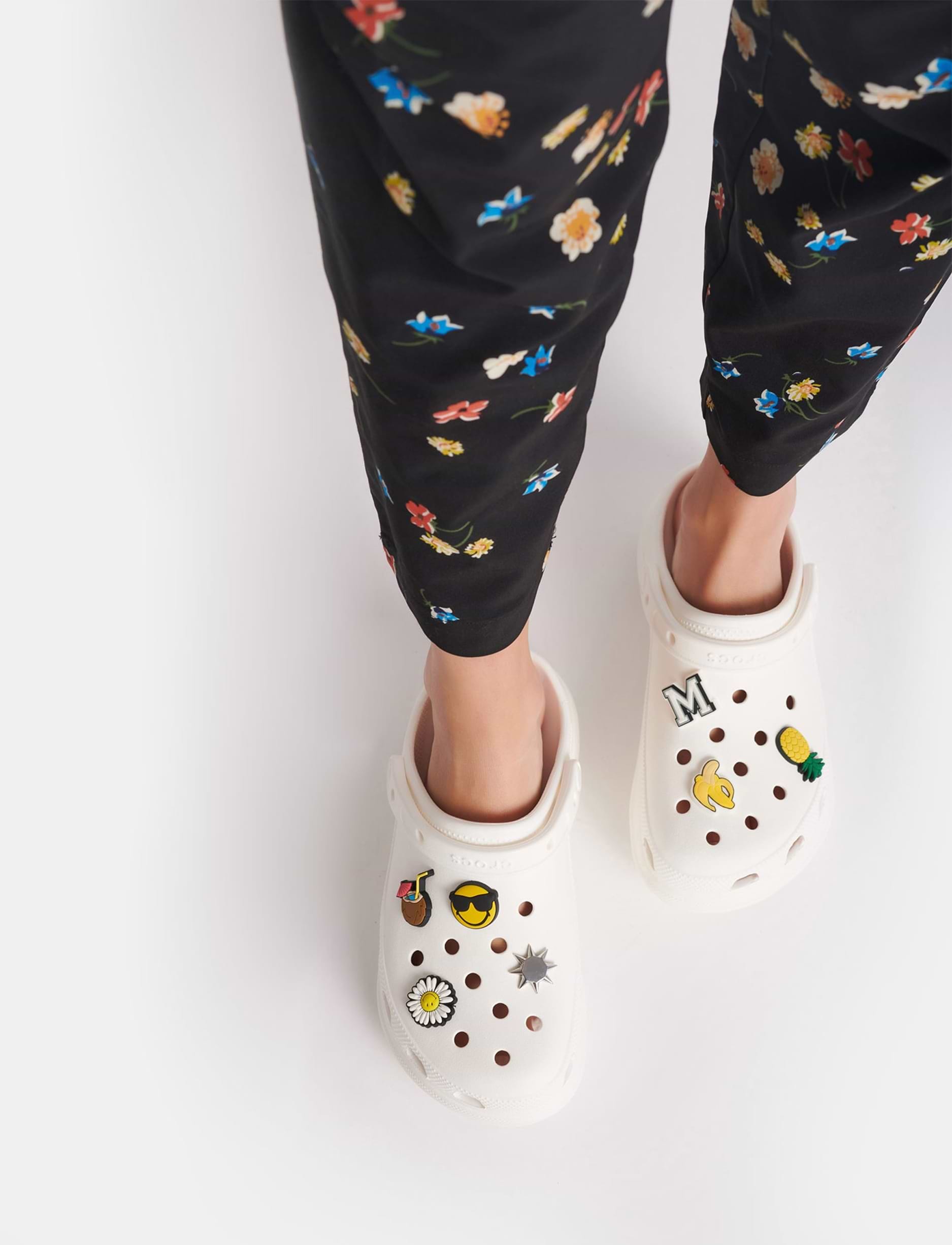CROCS ADULT SALE 15