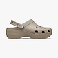 Crocs Classic Platform Clog - כפכפי פלטפורמה קרוקס לנשים
