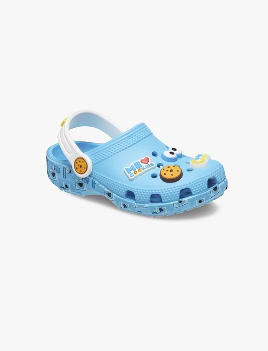 Crocs Toddlers’ Cookie Monster Classic Clog - כפכפי קלוג קרוקס בעיצוב עוגיפלצת מרחוב סומסום לילדים בצבע תכלת