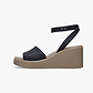 Crocs Brooklyn Ankle Strap Wedge - סנדלי פלטפורמה קרוקס לנשים בצבע שחור/משרום