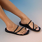 Crocs Miami Toe Loop Sandal - סנדלי קרוקס מיאמי לנשים בצבע שחור