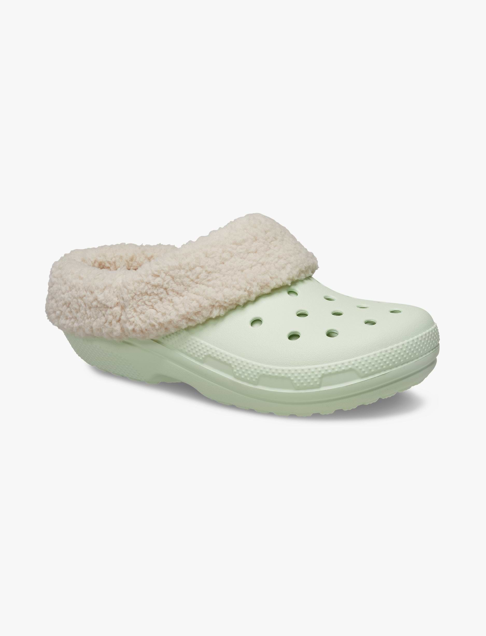 Crocs Classic Blitzen IV Clog - כפכפים פרוותיים בליצן קרוקס