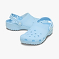 Crocs Classic Frosted Clog - כפכפי קלוג קרוקס בגימור שקוף-מט בצבע כחול-סגלגל