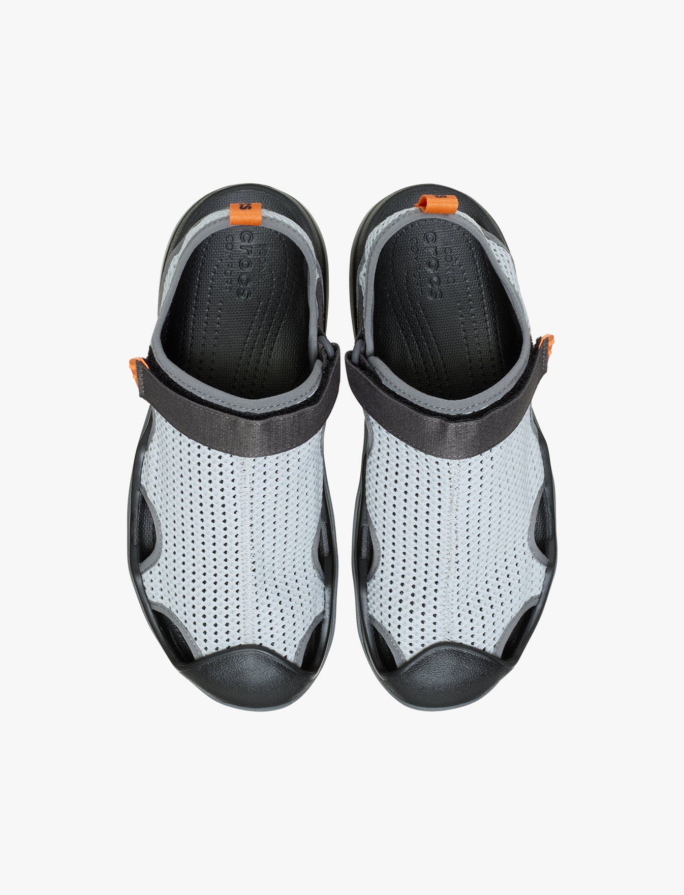 Crocs Swiftwater Mesh Deck Sandal -  סנדלי קרוקס סוויפווטר לגברים בצבע מיראז' אפור/שחור