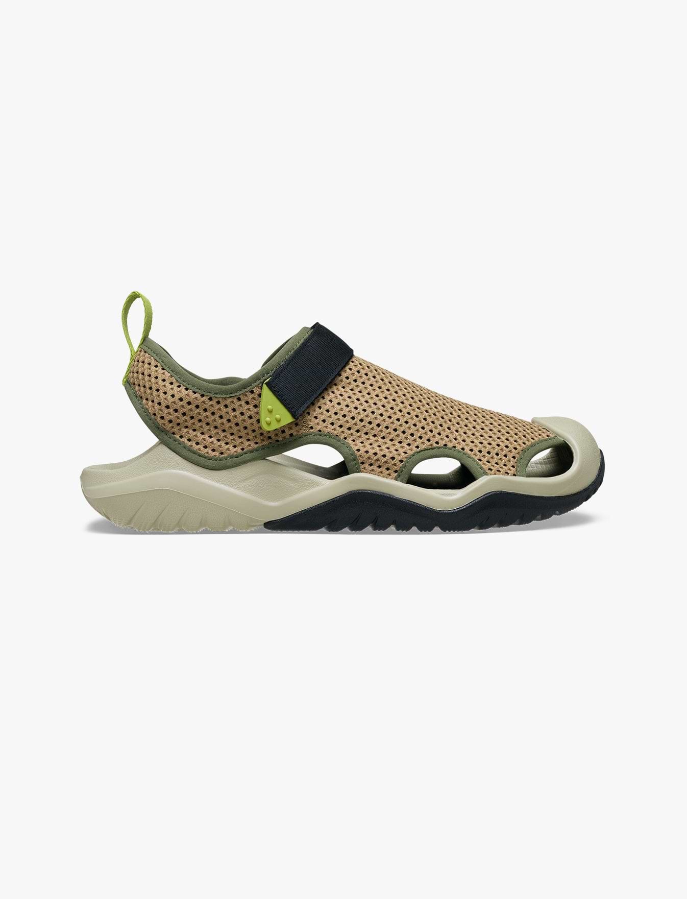 Crocs Swiftwater Mesh Deck Sandal - סנדלי קרוקס סוויפווטר לגברים בצבע חום כהה