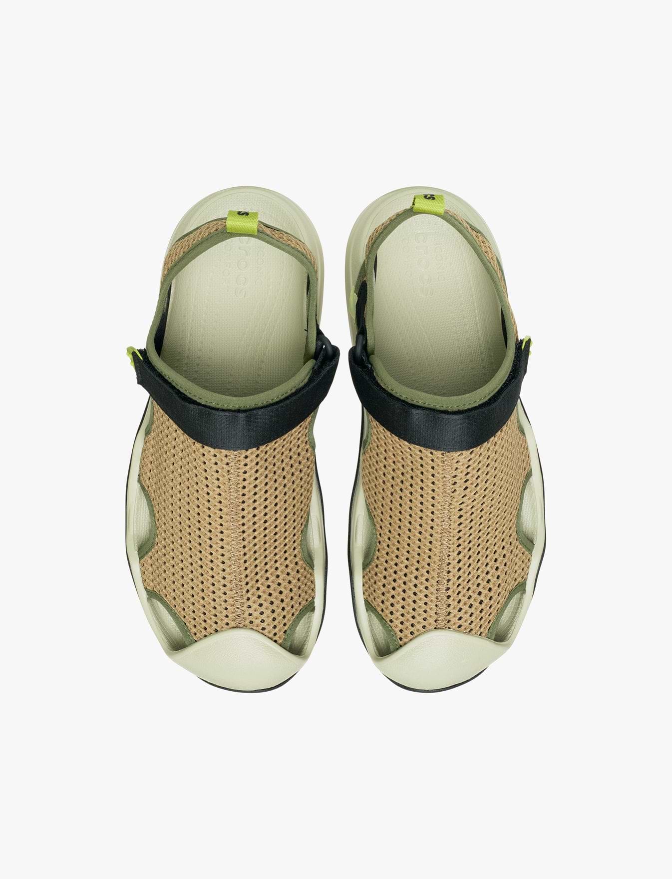 Crocs Swiftwater Mesh Deck Sandal - סנדלי קרוקס סוויפווטר לגברים בצבע חום כהה