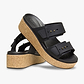 Crocs Brooklyn Cork Buckle - כפכפי פלטפורמה קרוקס ברוקלין לנשים בצבע שחור