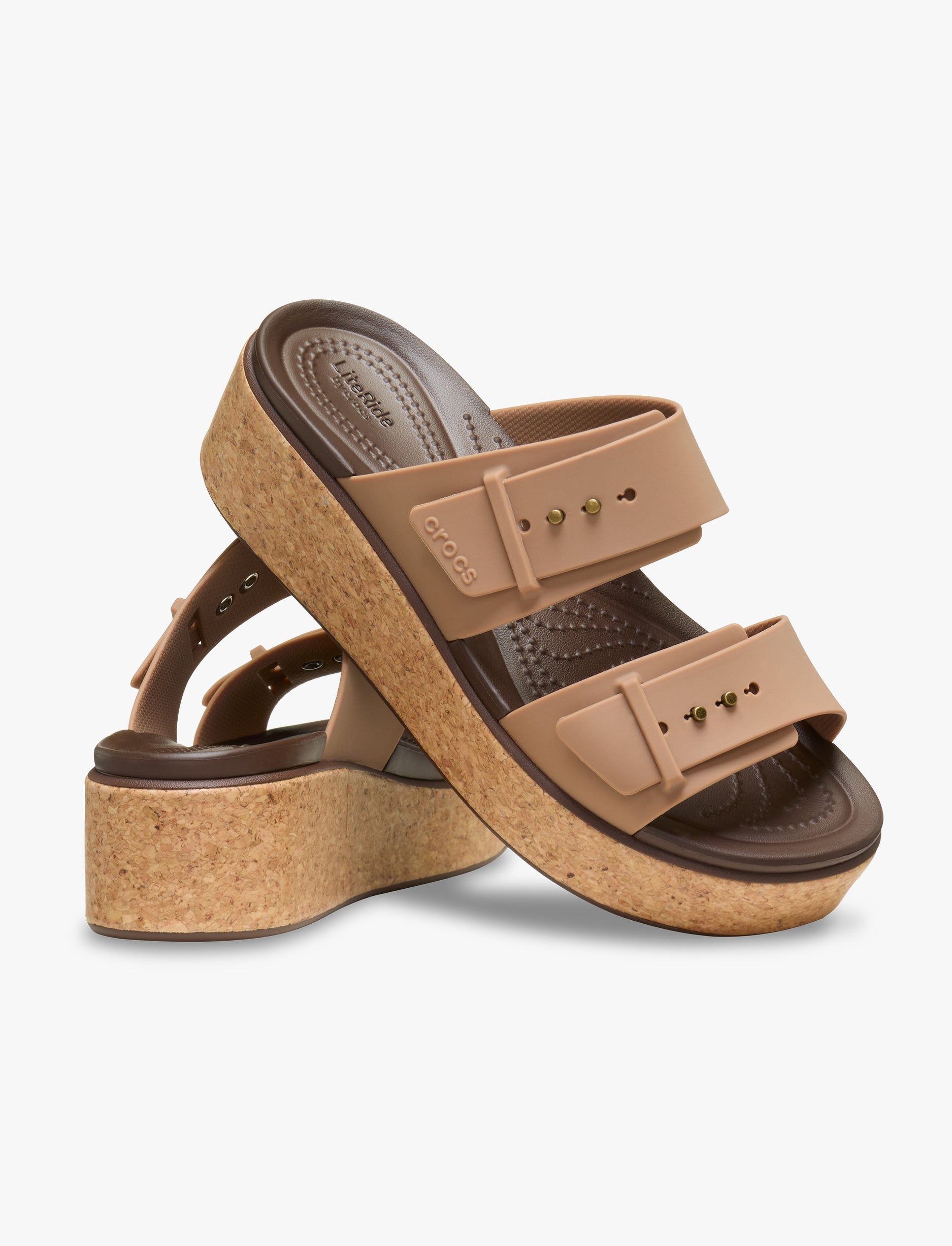 Crocs Brooklyn Cork Buckle - כפכפי פלטפורמה קרוקס ברוקלין לנשים בצבע שוקולד חלב