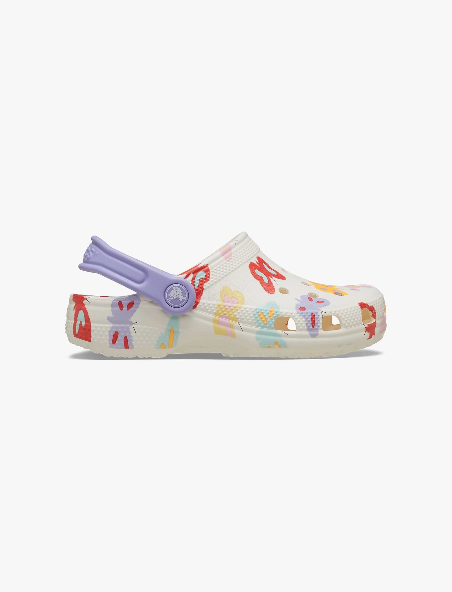 Crocs Classic Butterfly Graphic Clog K כפכפי קלוג קרוקס לילדים בצבע לבן גיר בהדפס פרפרים צבעוניים