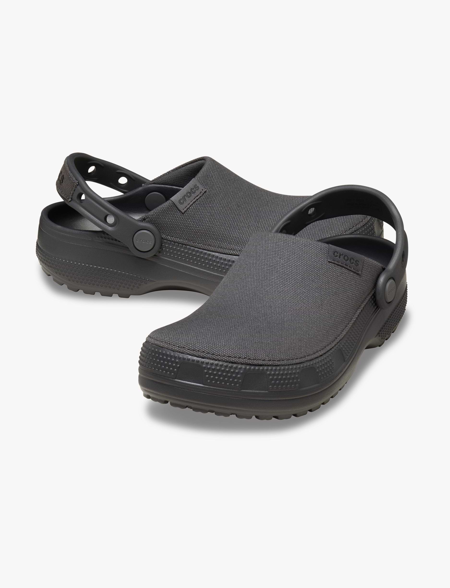 Crocs Classic Crafted Clog - כפכפי קלוג קרוקס  בצבע שחור חול