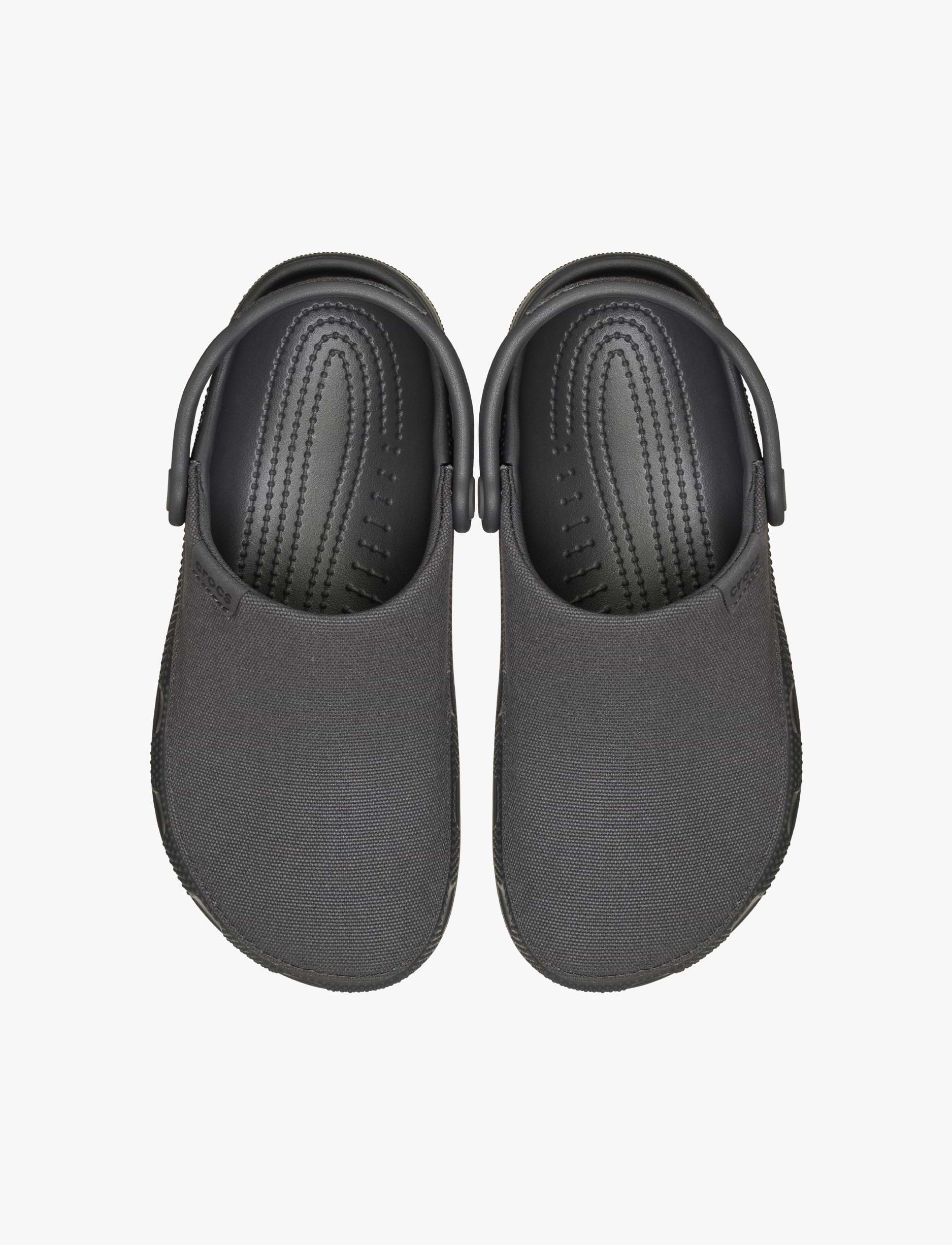 Crocs Classic Crafted Clog - כפכפי קלוג קרוקס  בצבע שחור חול