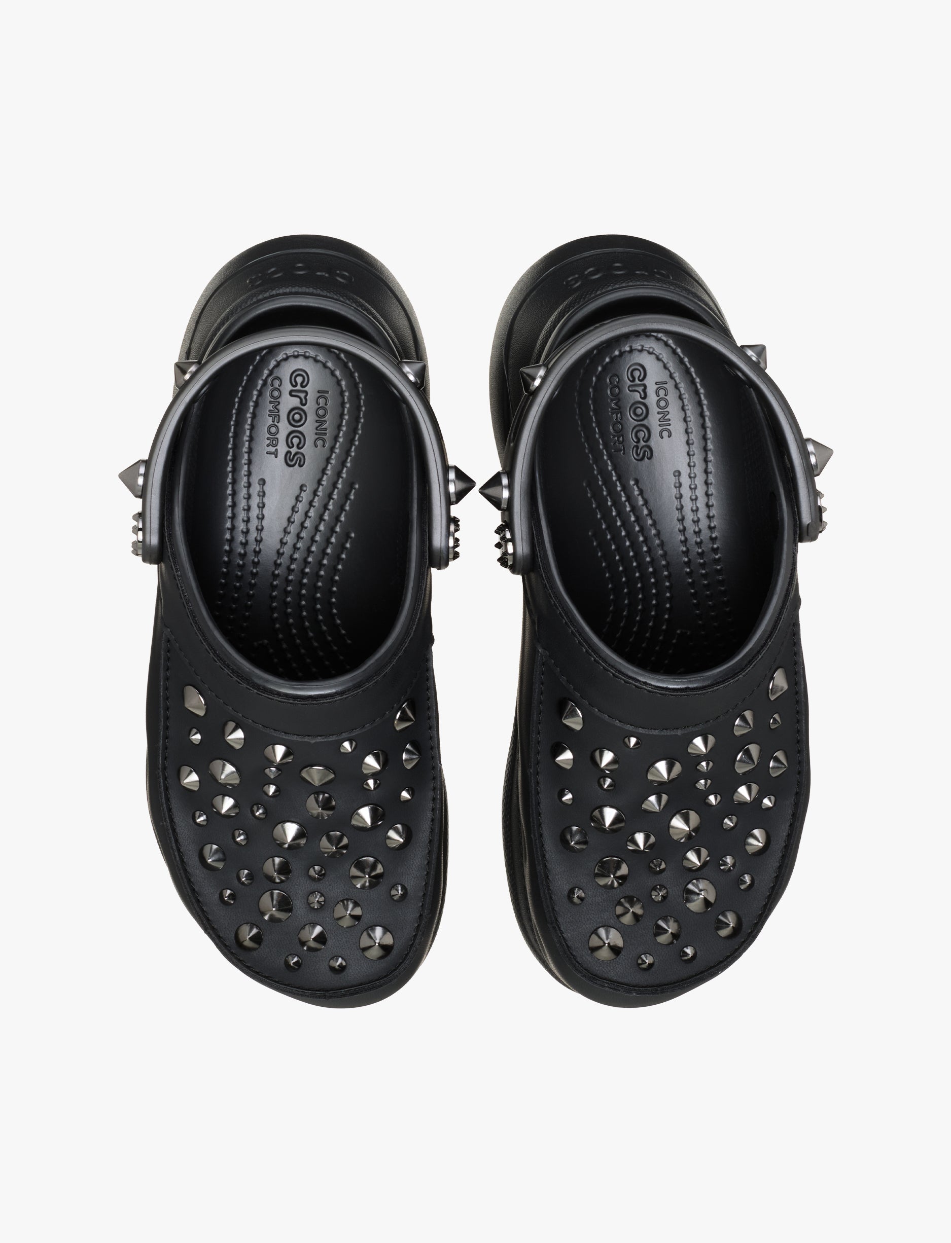 Crocs Bae Studded Clog - כפכפי קלוג קרוקס ביי פלטפורמה עם ניטים לנשים בצבע שחור