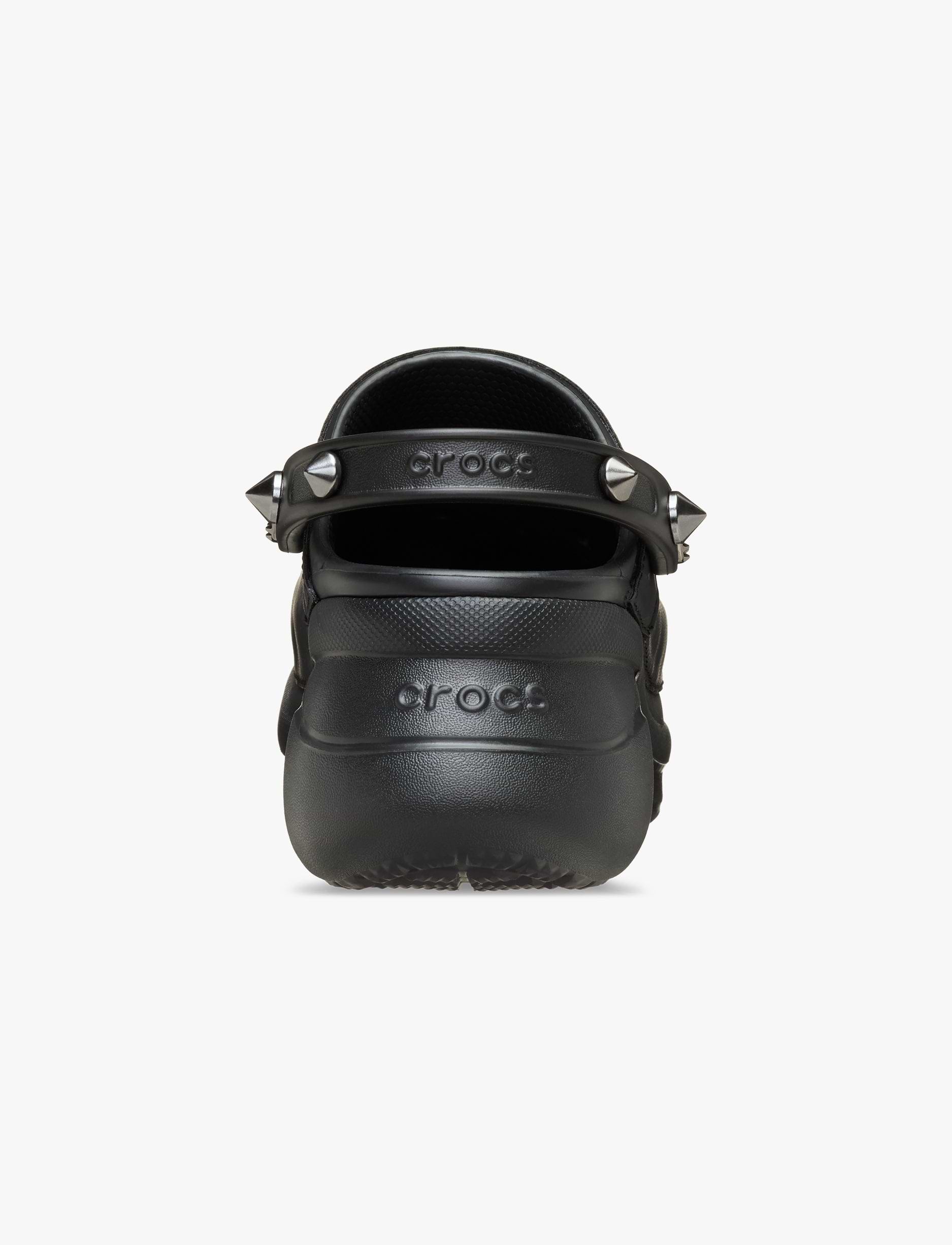 Crocs Bae Studded Clog - כפכפי קלוג קרוקס ביי פלטפורמה עם ניטים לנשים בצבע שחור