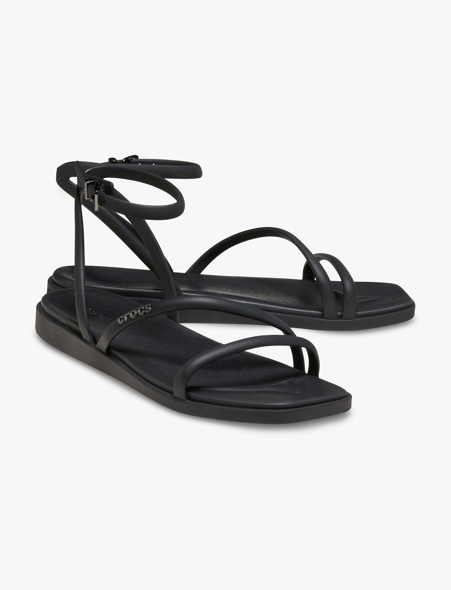 Crocs Miami Ankle Strap Sanda l -  סנדלי קרוקס מיאמי עם רצועת קרסול לנשים בצבע שחור