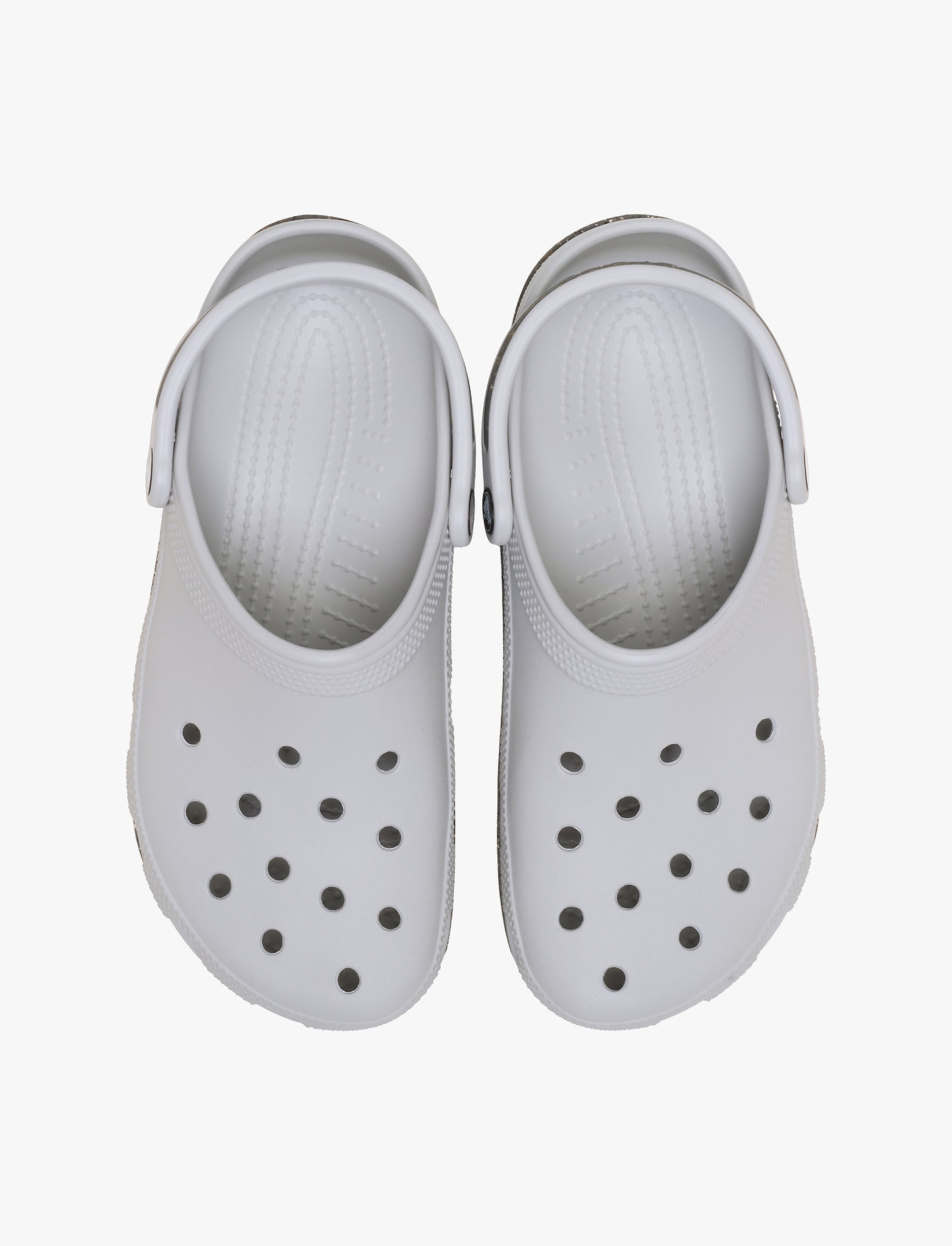Crocs Classic Evo Clog - כפכפי קרוקס קלאסיק איבו קלוג בצבע אפור אטמוספרה