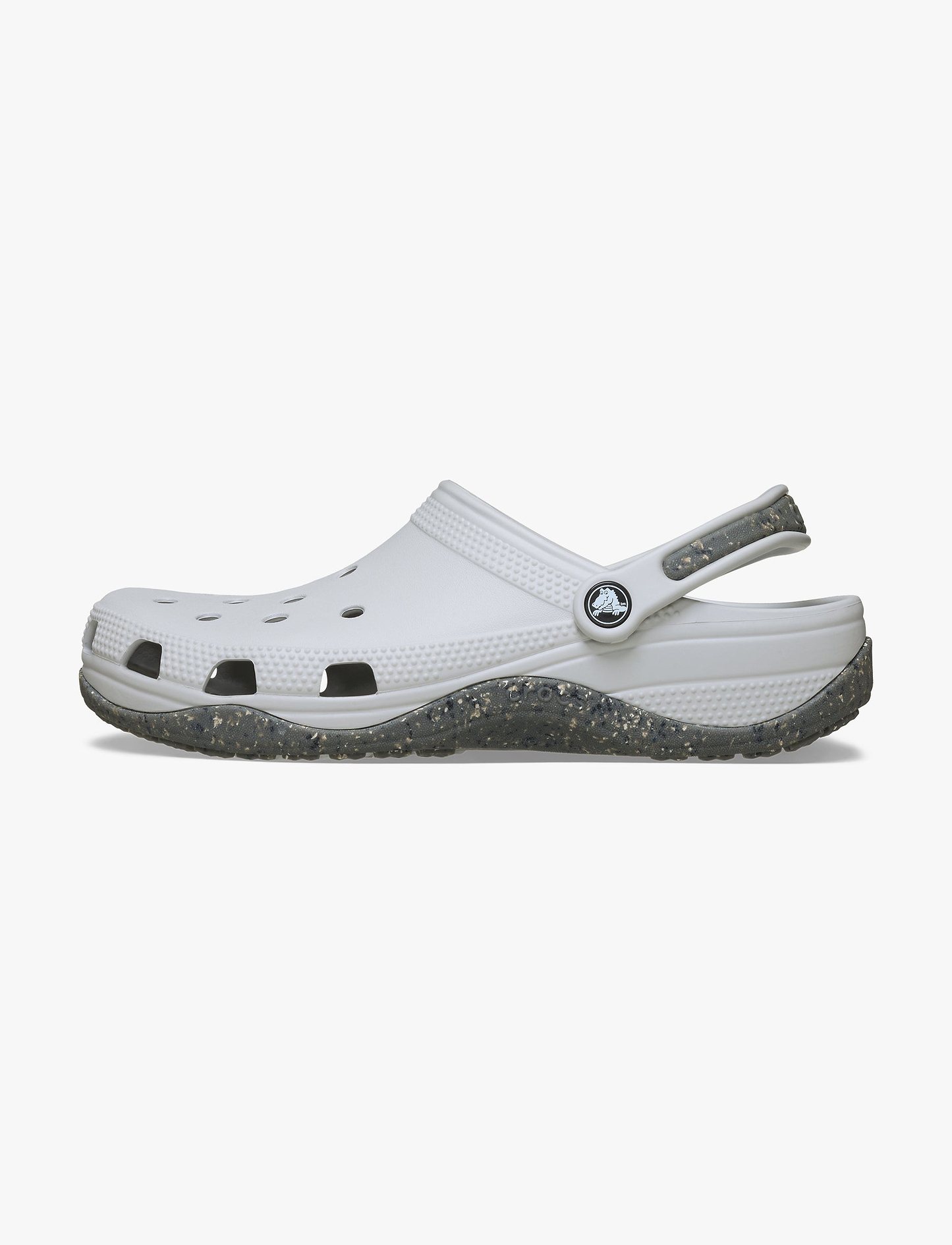 Crocs Classic Evo Clog - כפכפי קרוקס קלאסיק איבו קלוג בצבע אפור אטמוספרה