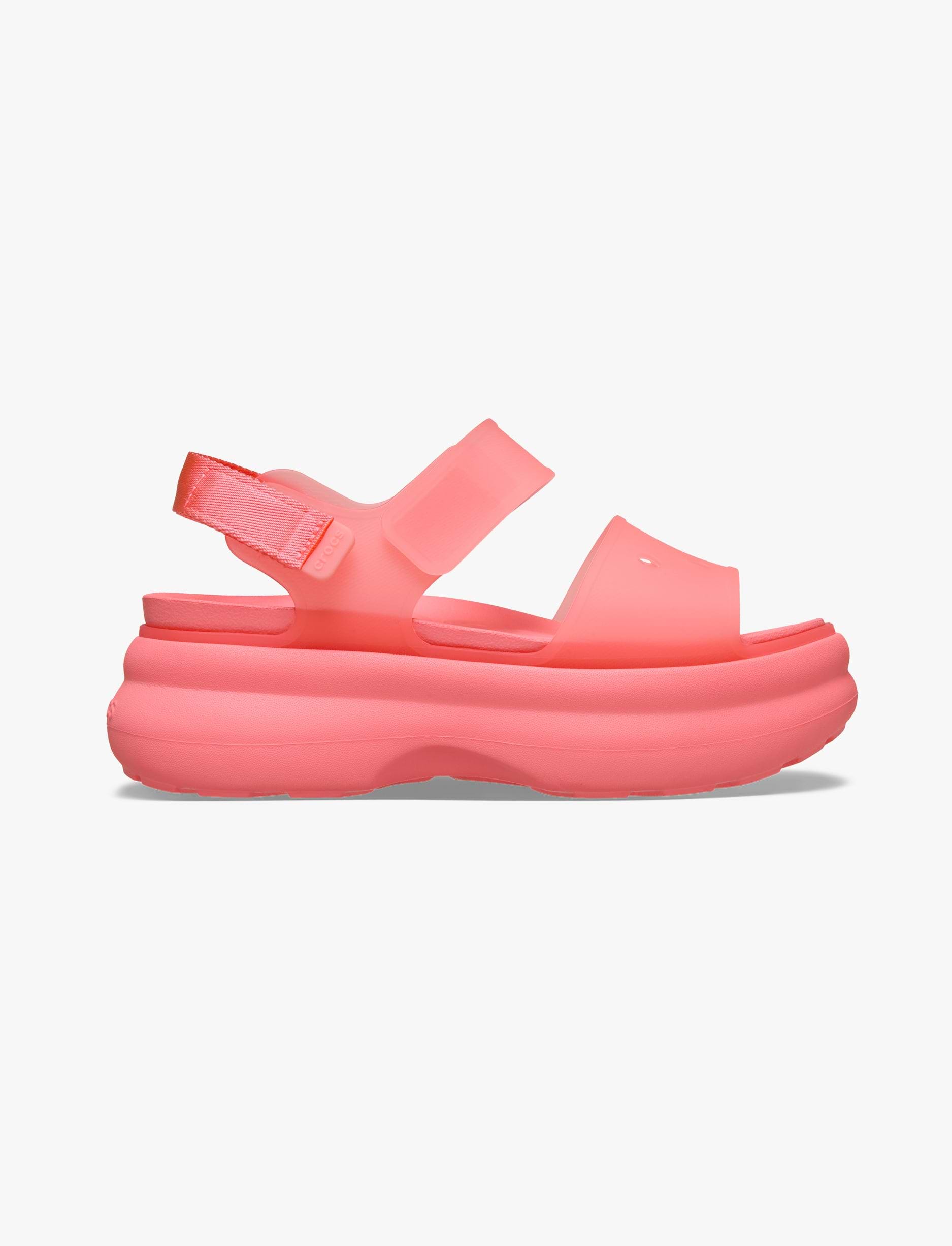 Crocs Soho Frosted Y Strap Sandal - סנדלי פלטפורמה קרוקס לנשים בצבע גויאבה