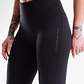 Built For Athletes Women's Training Legging - טייץ אימון שחור לנשים