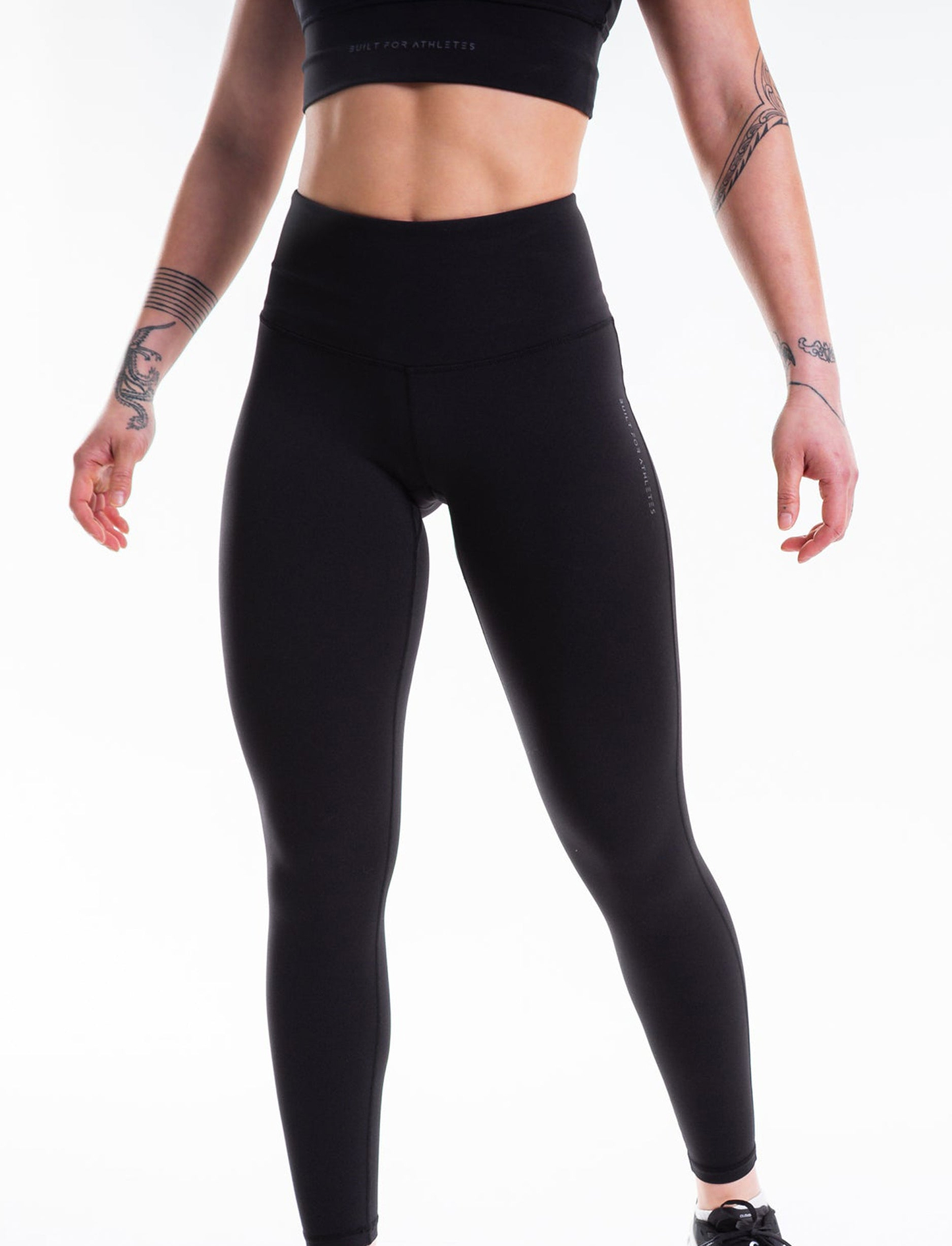 Built For Athletes Women's Training Legging - טייץ אימון שחור לנשים