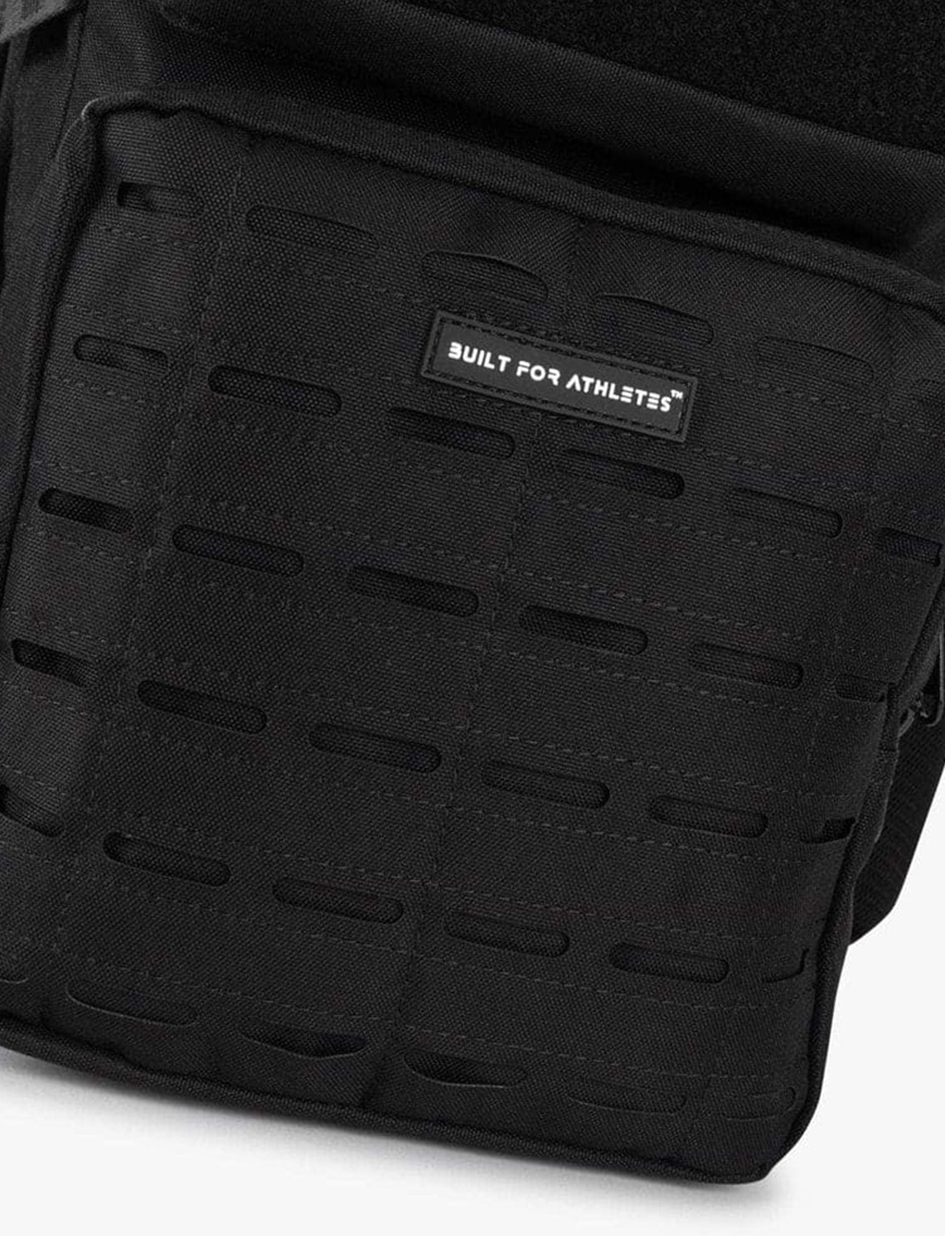 Built For Athletes Small Black Gym Backpack 25L - תיק גב שחור לחדר כושר 25 ליטר