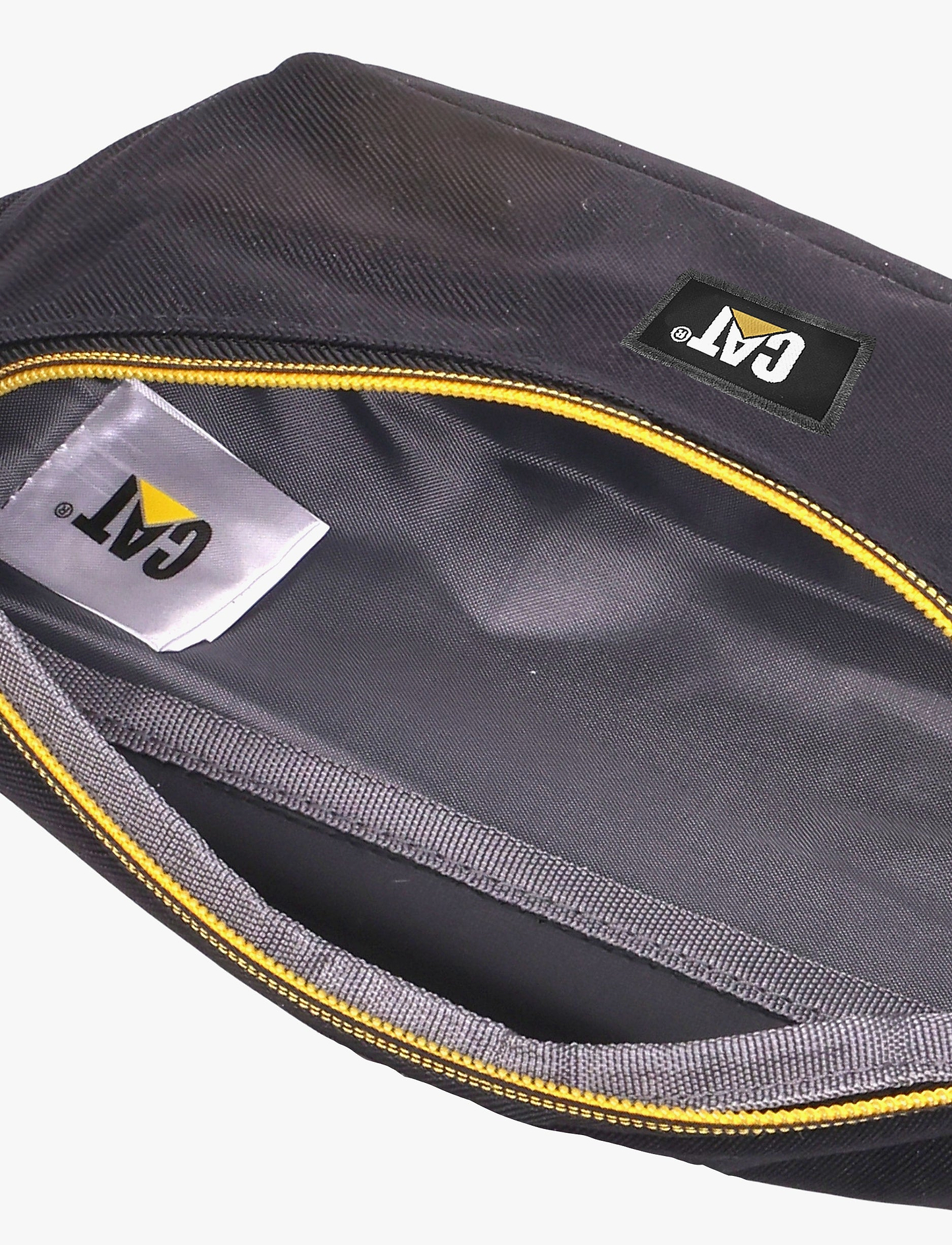 Caterpillar Waist Bag - פאוץ' קאטרפילר 1.8 ליטר בצבע שחור