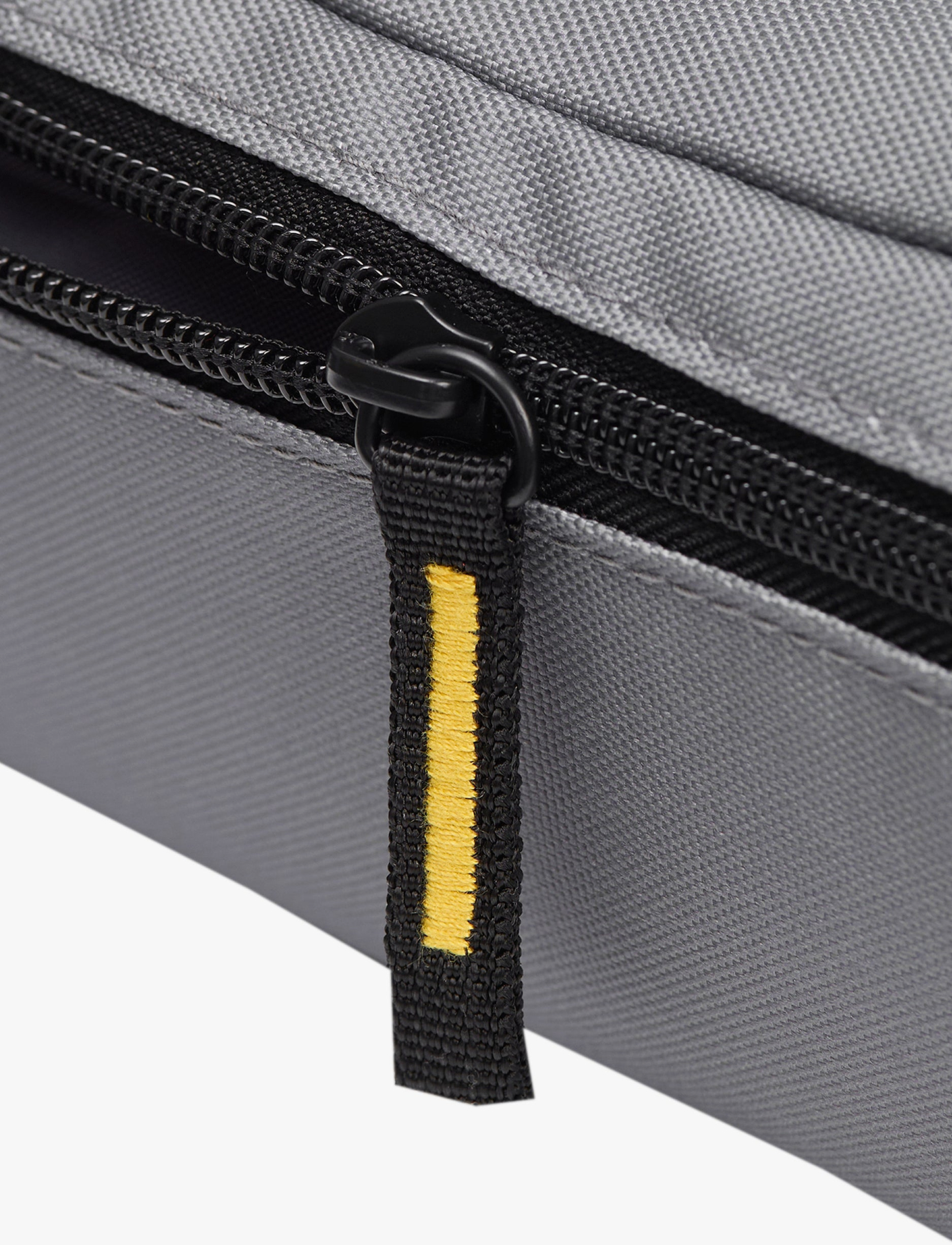 Caterpillar Waist Bag - פאוץ' קאטרפילר 1.8 ליטר בצבע אפור
