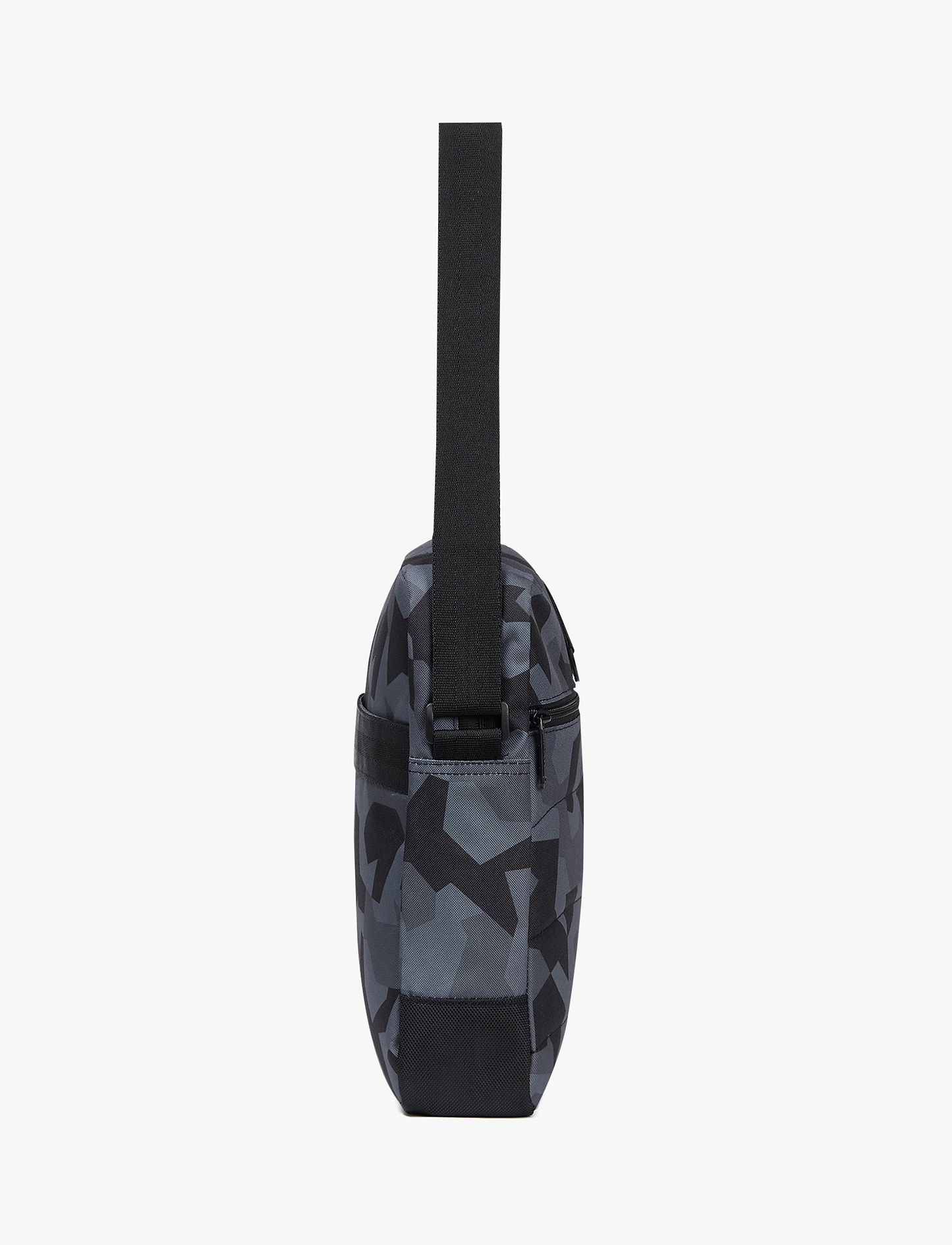 Caterpillar Tablet Bag 84058 - תיק צד קאטרפילר 7 ליטר בצבע שחור/אפור טקסטורה