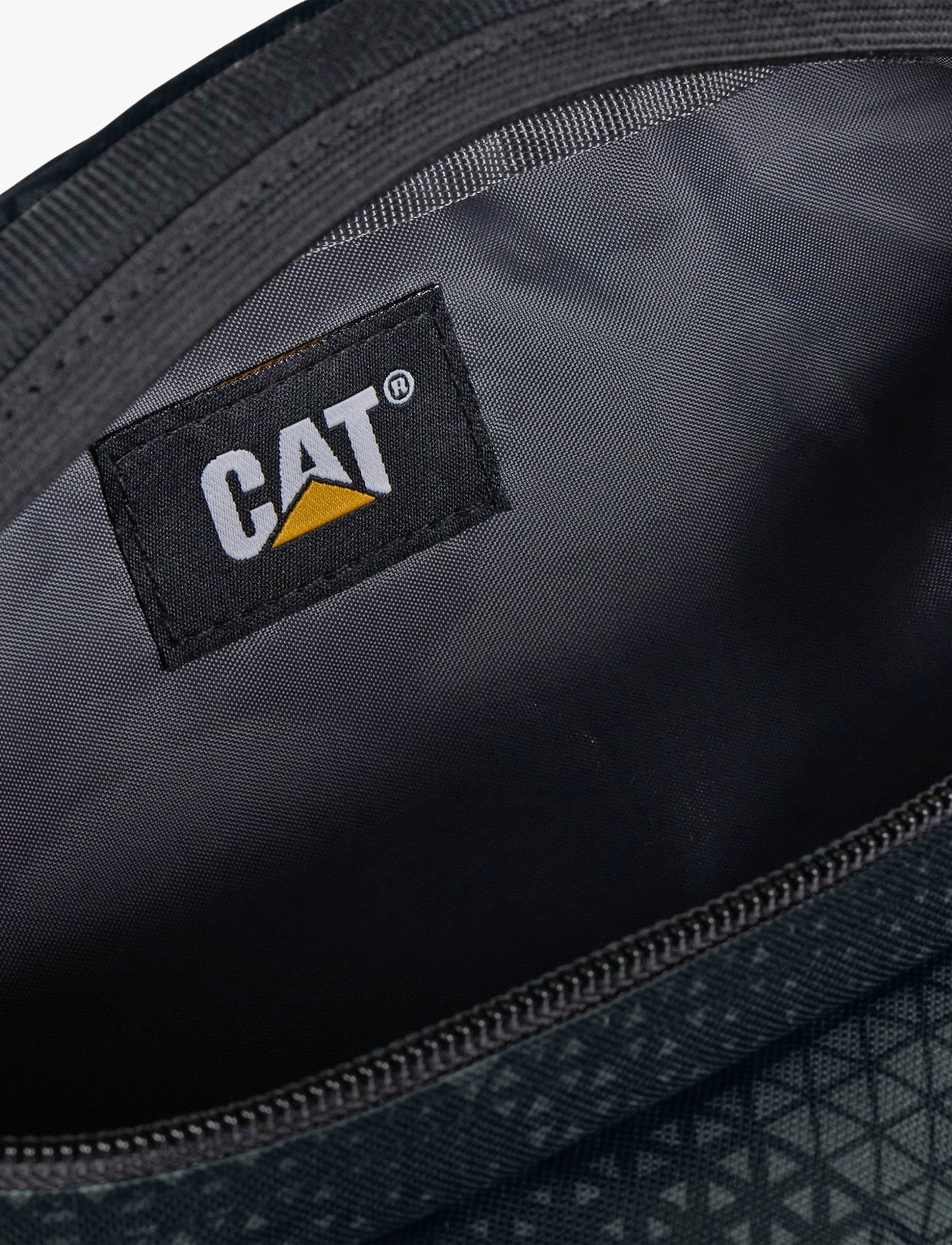 Caterpillar Raymond Waist Bag 84062 - פאוץ' קאטרפילר 7 ליטר בצבע שחור