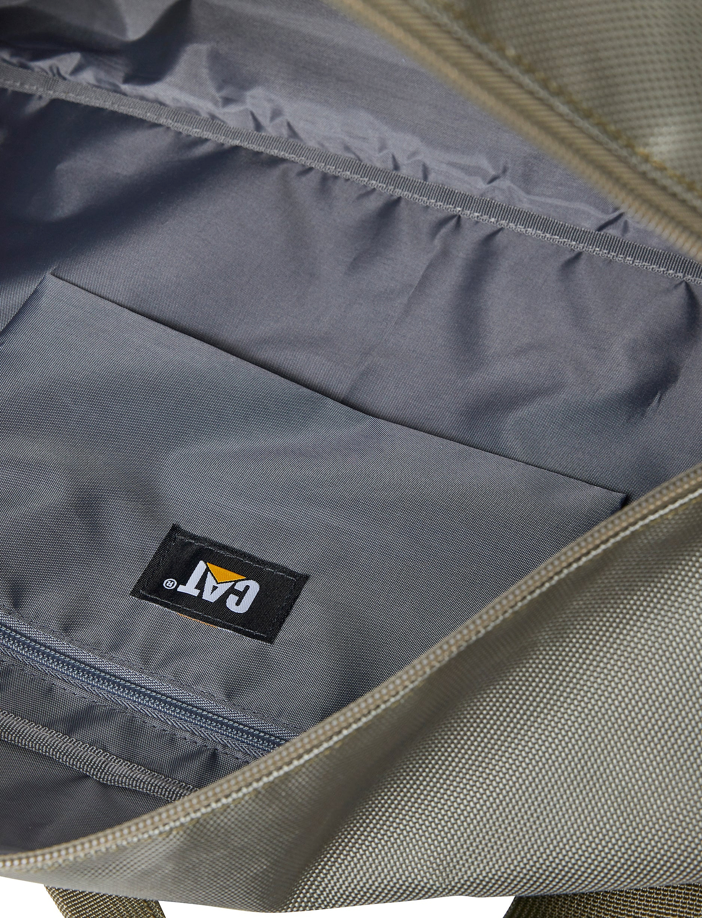 Caterpillar Antarctic Weekender - תיק נסיעות קטרפילר 55 ליטר
