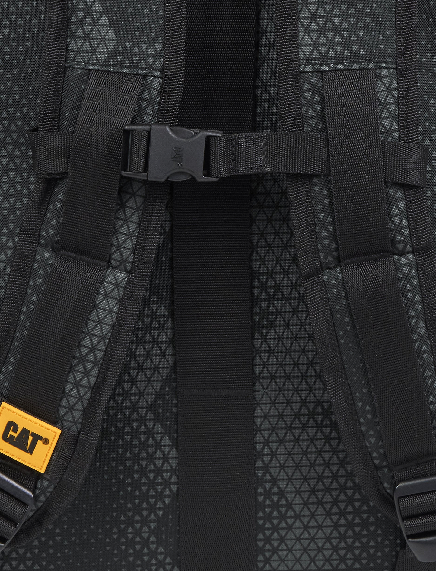 Caterpillar Millennial Classic Bobby Cabin Backpack  - תיק גב קאטרפילר 35 ליטר בצבע שחור בהדפס מיוחד