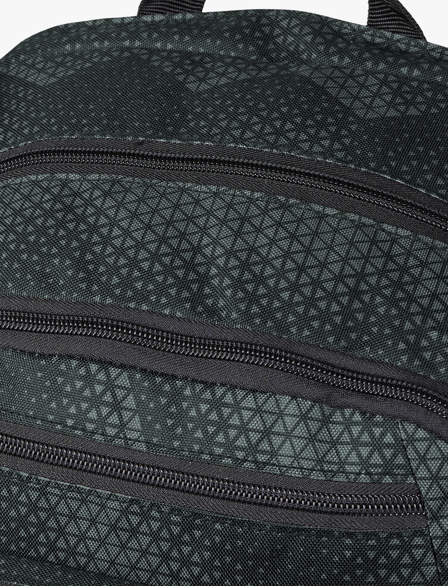 Caterpillar Millennial Classic Bennett Backpack - תיק גב קאטרפילר 30 ליטר בצבע שחור