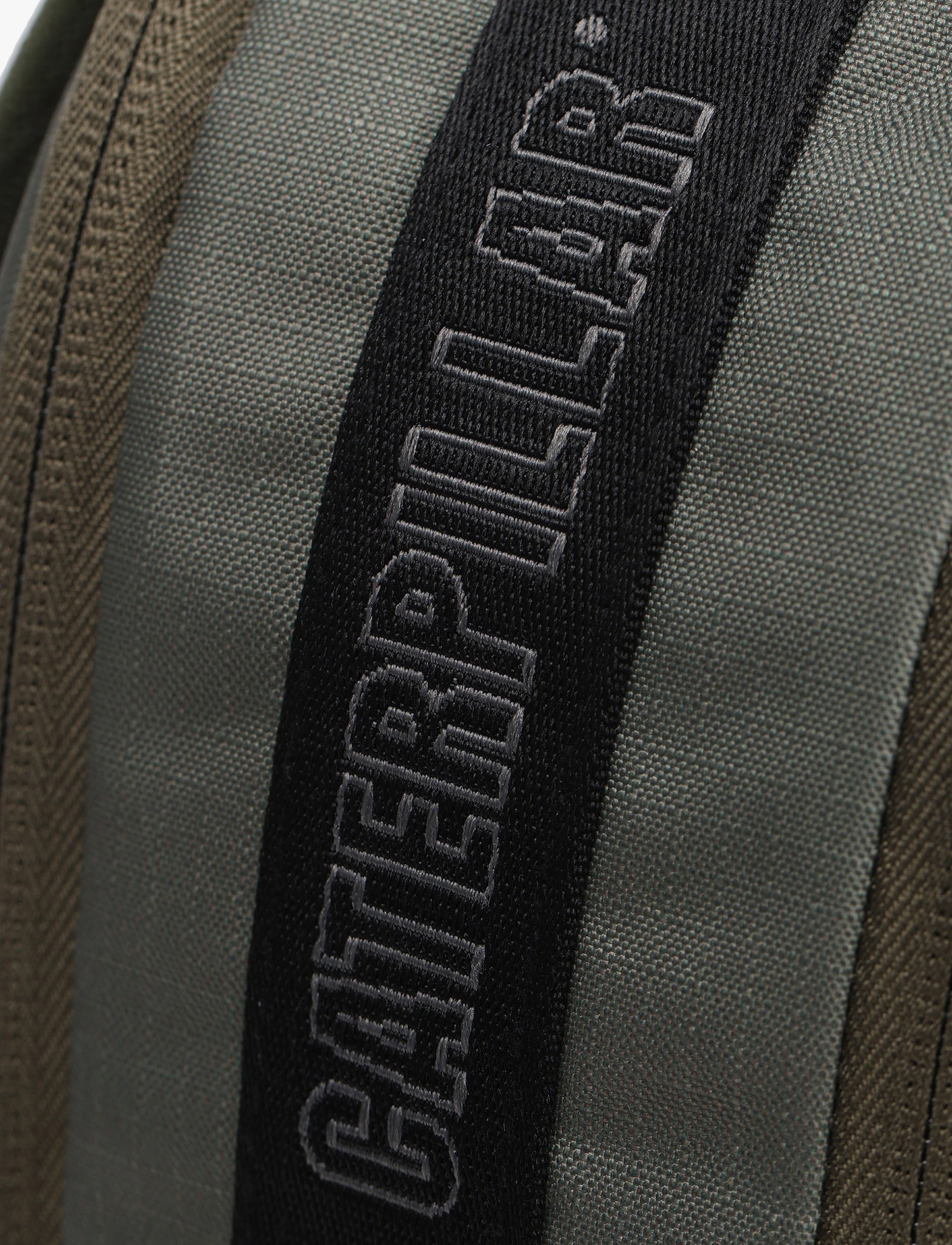 Caterpillar Explorer Backpack - תיק גב קאטרפילר 25.5 ליטר בצבע ירוק דהוי